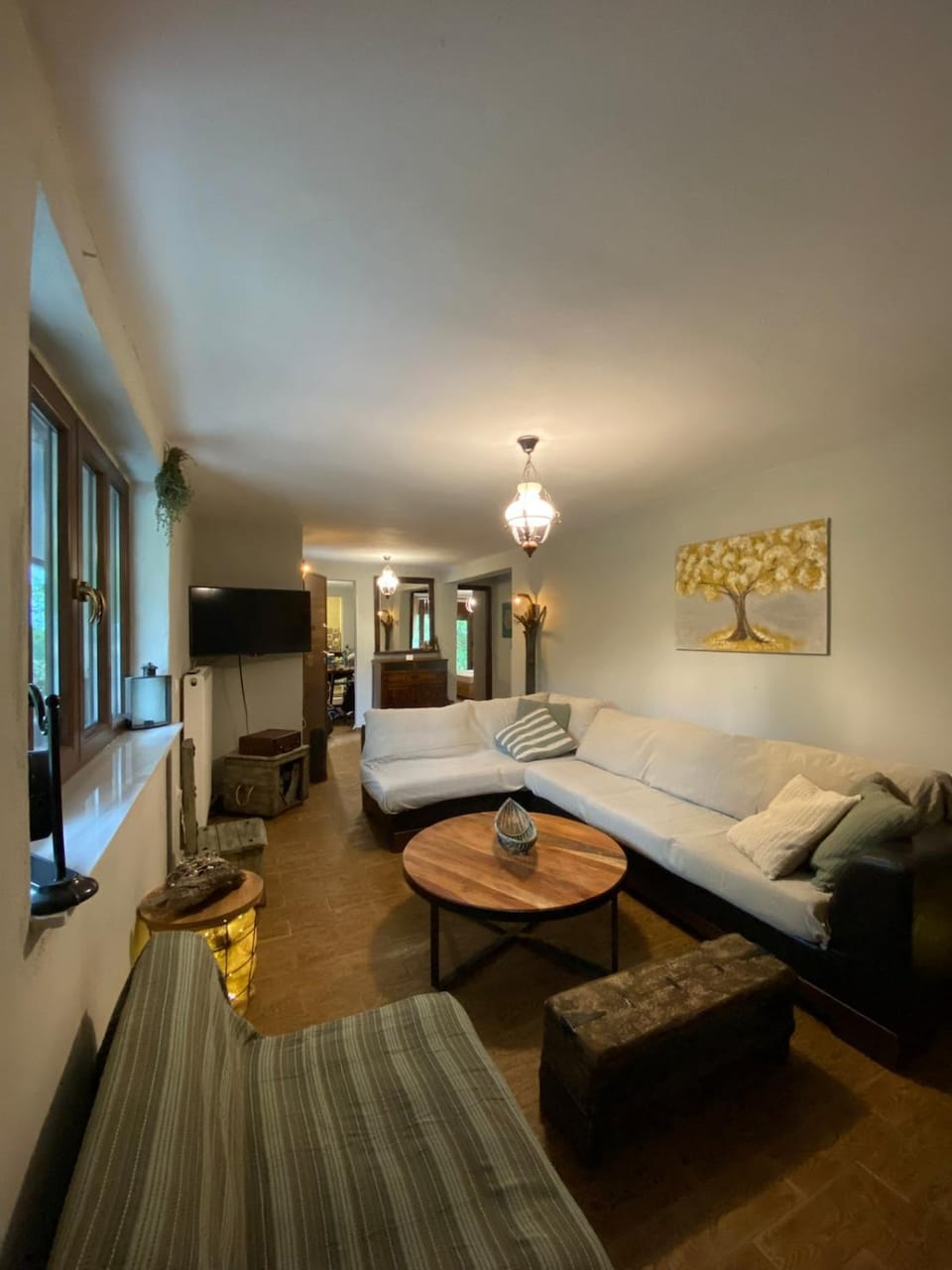 TV and multimedia, Living room, Photo of the whole room, Seating area