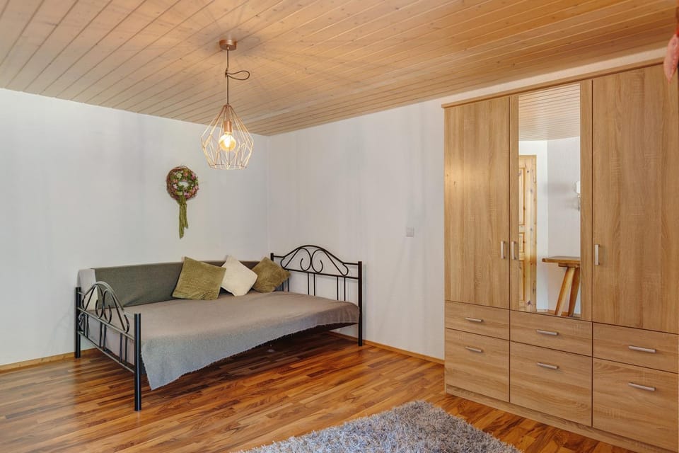 Living room, Bedroom