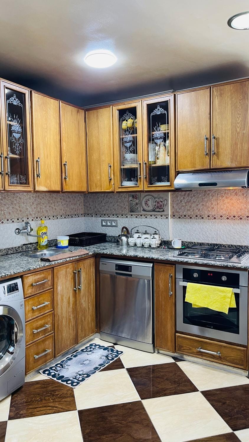 Appartement de luxe à louer à la journée à Tanger Au centre ville Apartment in Fes