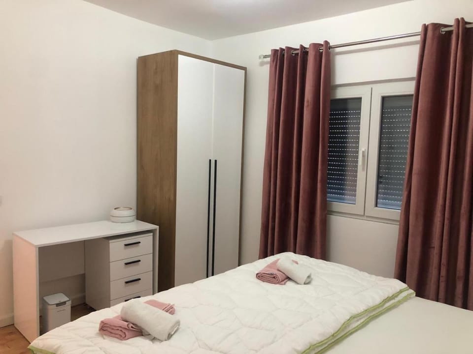 Bed, Photo of the whole room, Bedroom, towels, wardrobe