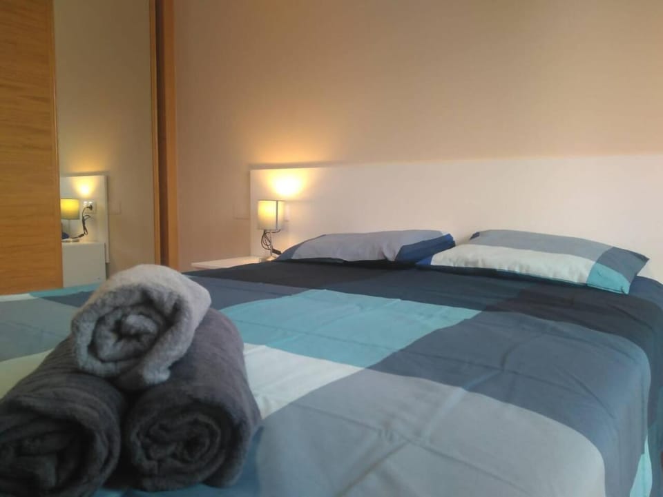 Apartamento con terraza, piscina, padel y parking Apartment in Foz