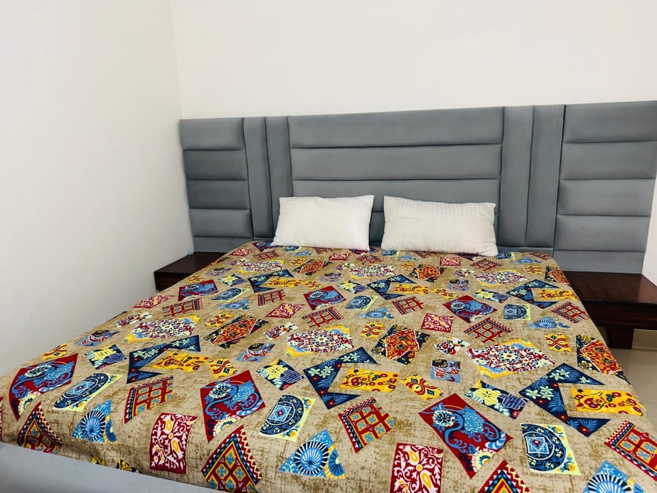Saarthi Crest Apartment in Gurugram