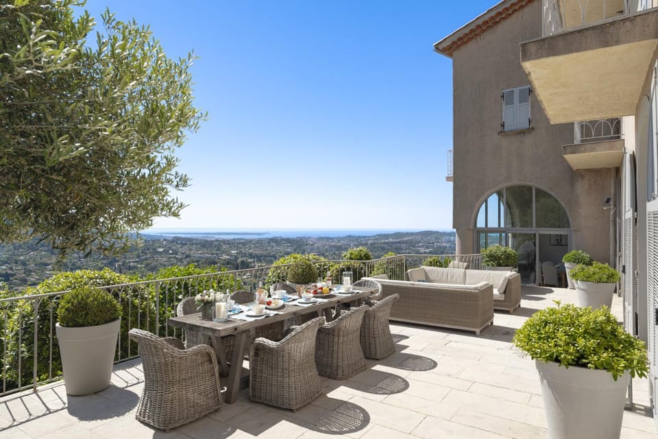 Vue de Mougins - Stunning views Villa in Mouans-Sartoux