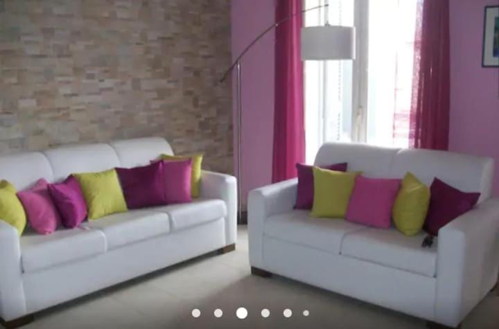 ColorHouse Apartment in Sicily