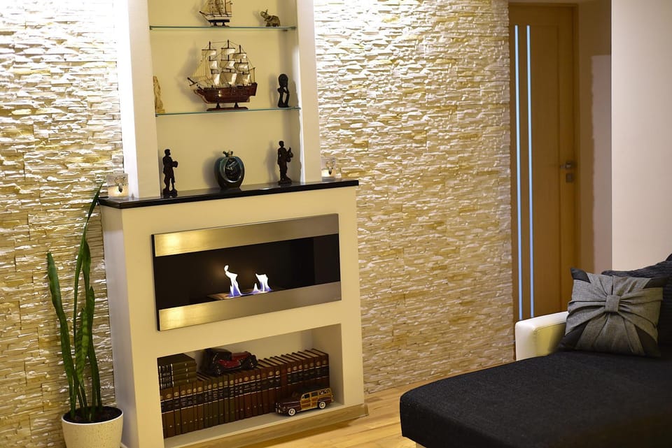 Living room, Seating area, fireplace