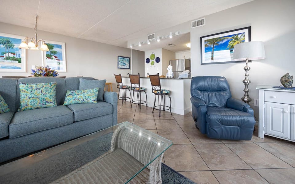 Island Winds East 301 Apartment in West Beach