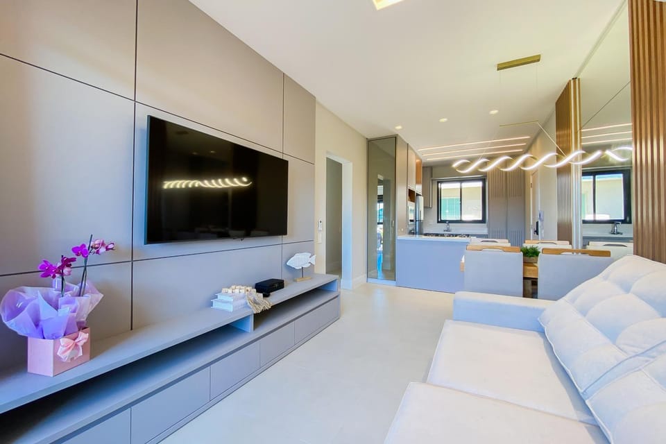 Conforto e exclusividade a 60m da Praia de Palmas 0321 Apartment in Florianopolis