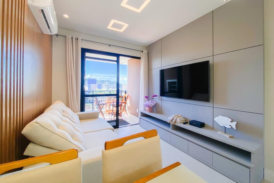 Conforto e exclusividade a 60m da Praia de Palmas 0321 Apartment in Florianopolis