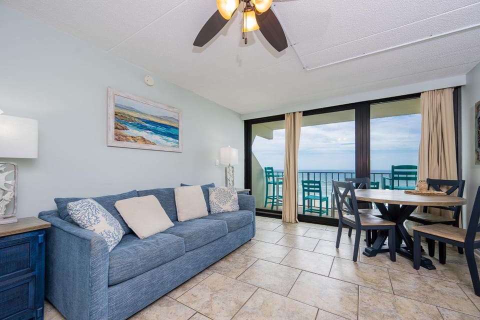 Island Winds East 602 Apartment in West Beach