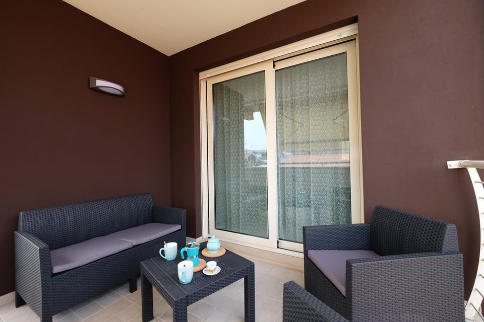 Balcony/Terrace, Living room, Seating area