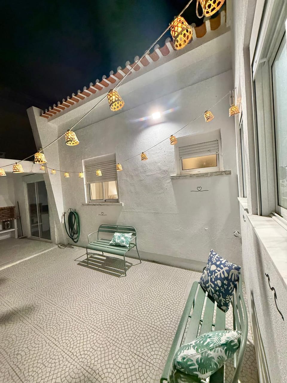 Casa by the Sea House in Costa da Caparica