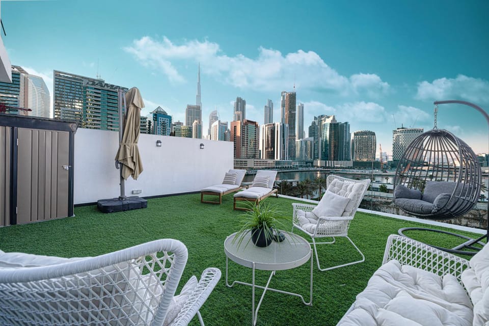 Day, Seating area, City view, sunbed