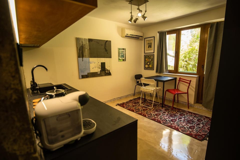 Kitchen or kitchenette, Living room, Dining area, air conditioner