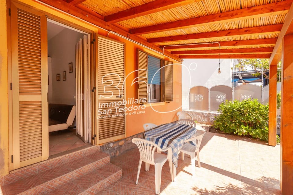 Patio, Day, View (from property/room), Balcony/Terrace, Seating area