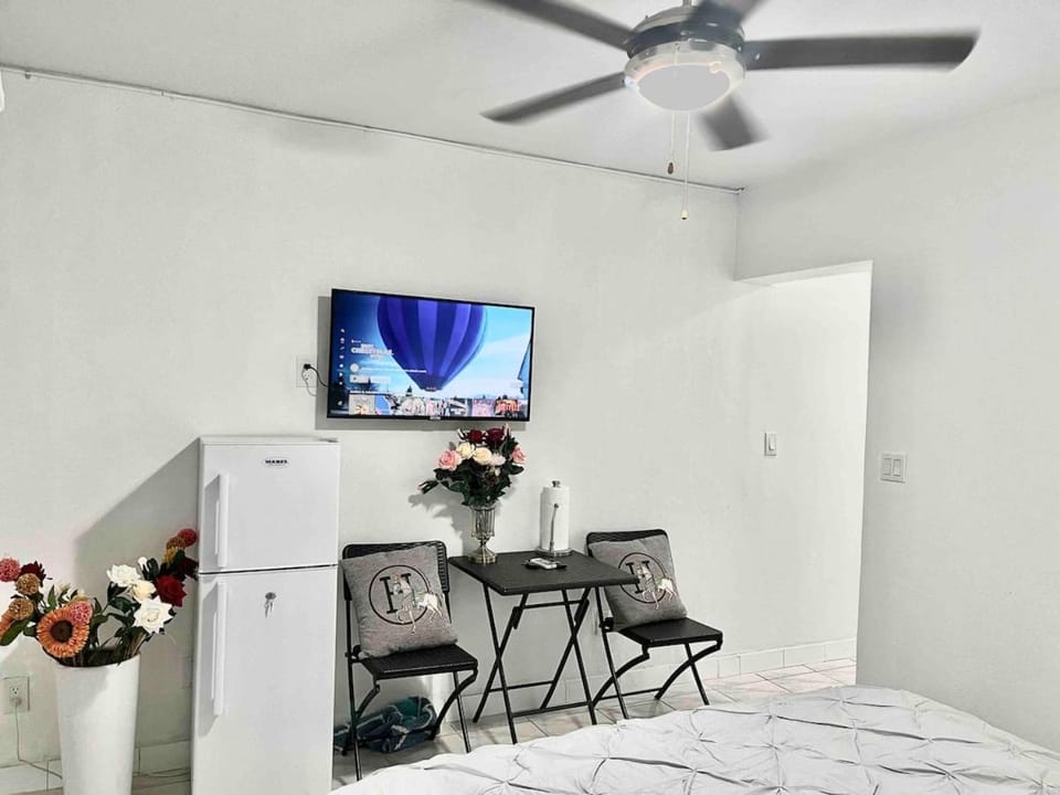 TV and multimedia, Dining area