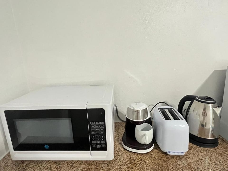 Coffee/tea facilities, Kitchen or kitchenette, toaster