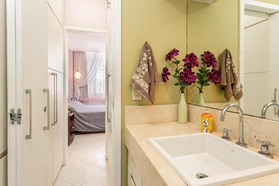Praia do Leme Apartment in Rio de Janeiro