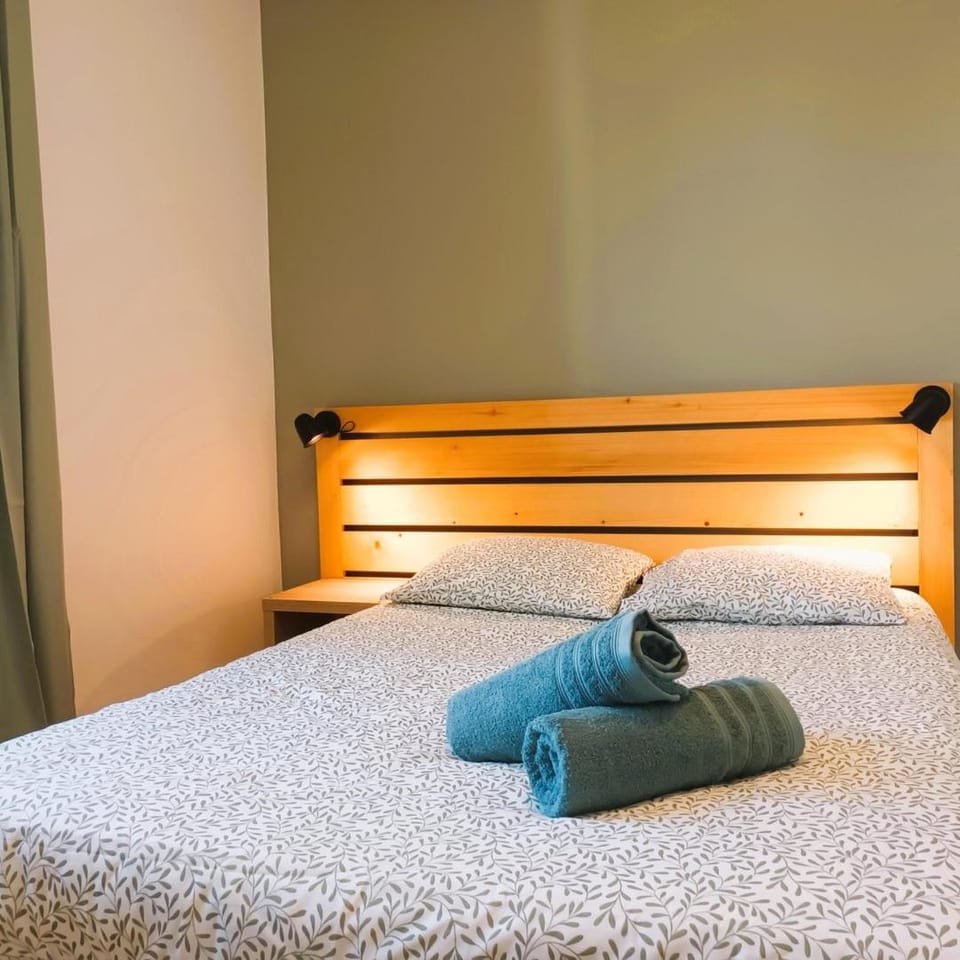 L'Oasis-T2 spacieux-Wifi-TV-Proche Gare Apartment in Tours