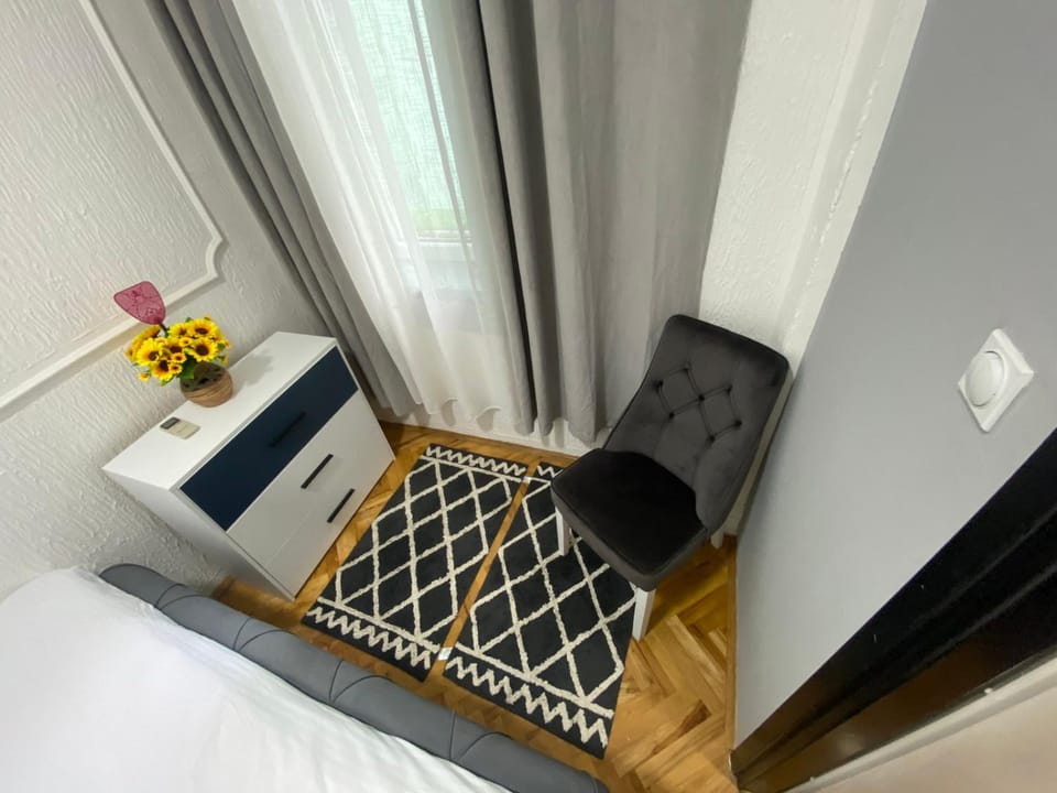 Топ роомс 12 Apartment in Serbia