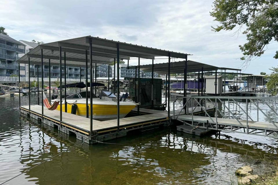 Private Dock and Lake View Spacious Ozarks Retreat House in Osage Beach