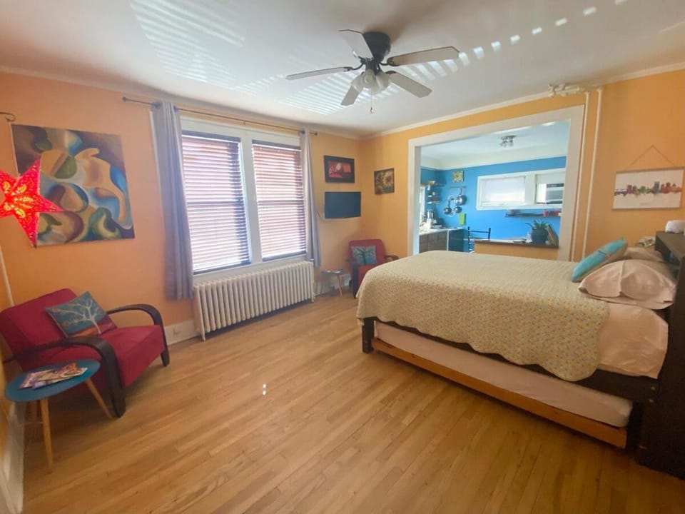 Photo of the whole room