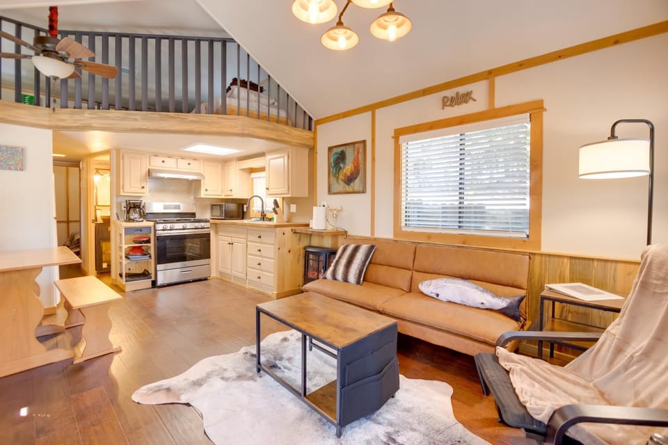 Near Lake Almanor and Golf Cozy Cabin! Cabin in Lake Almanor