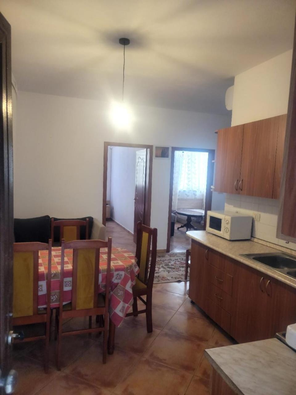 Kitchen or kitchenette, Dining area, oven, stove, toaster