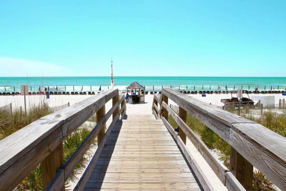 Emerald Beach 1130 House in Panama City Beach