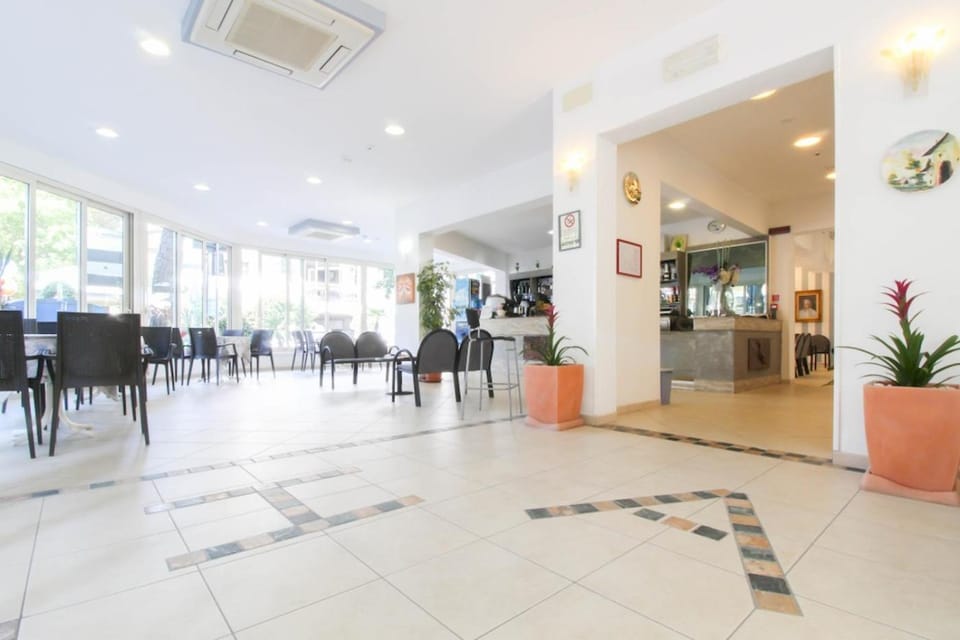 Lobby or reception, Lounge or bar