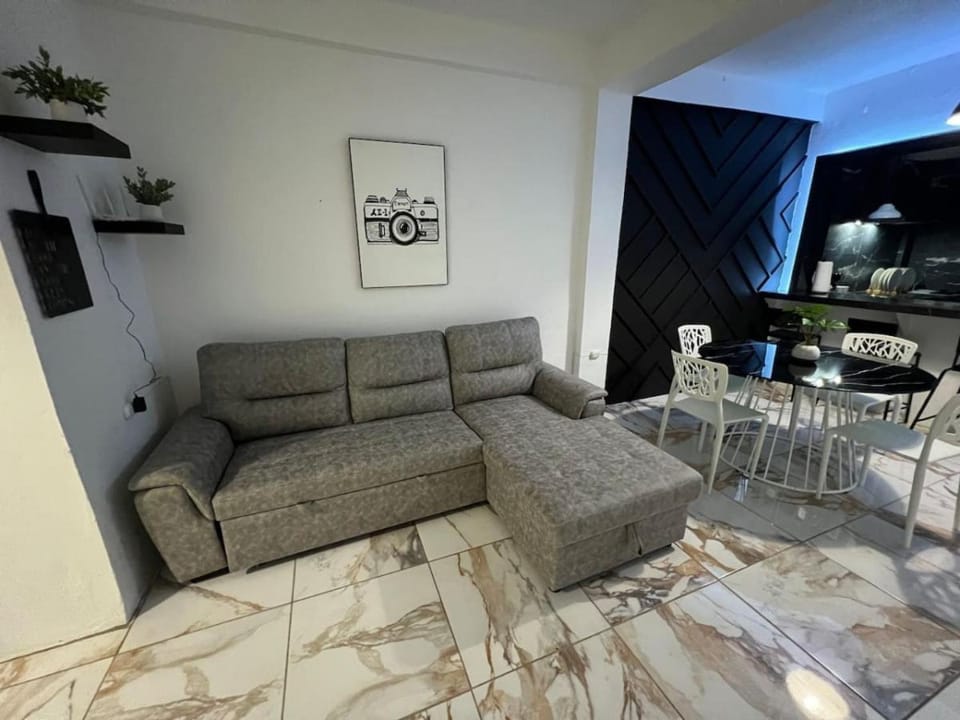 VSS Minimalista in Arecibo - Sleek and Serene Stay Near Beaches Apartment in Puerto Rico