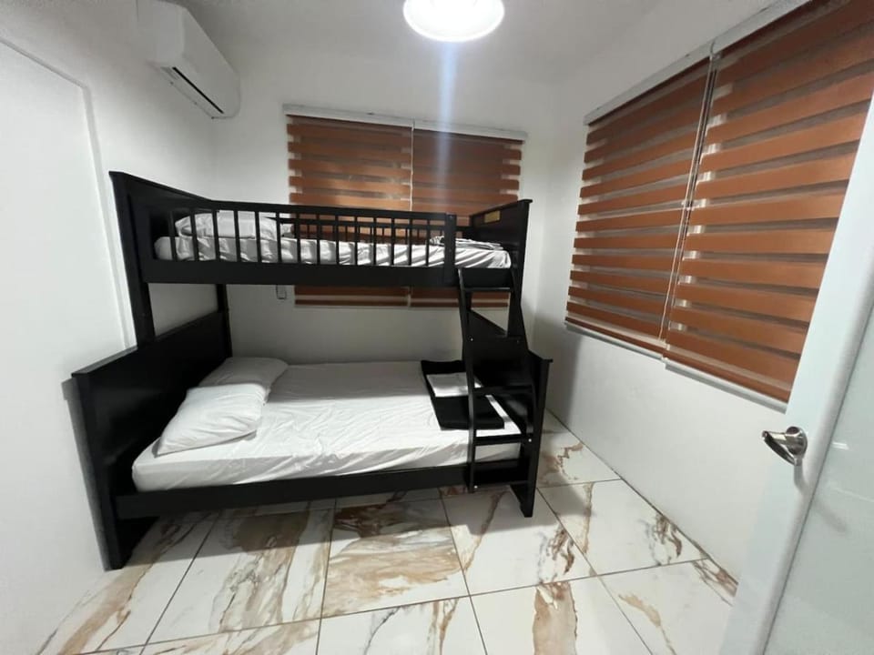 VSS Minimalista in Arecibo - Sleek and Serene Stay Near Beaches Apartment in Puerto Rico