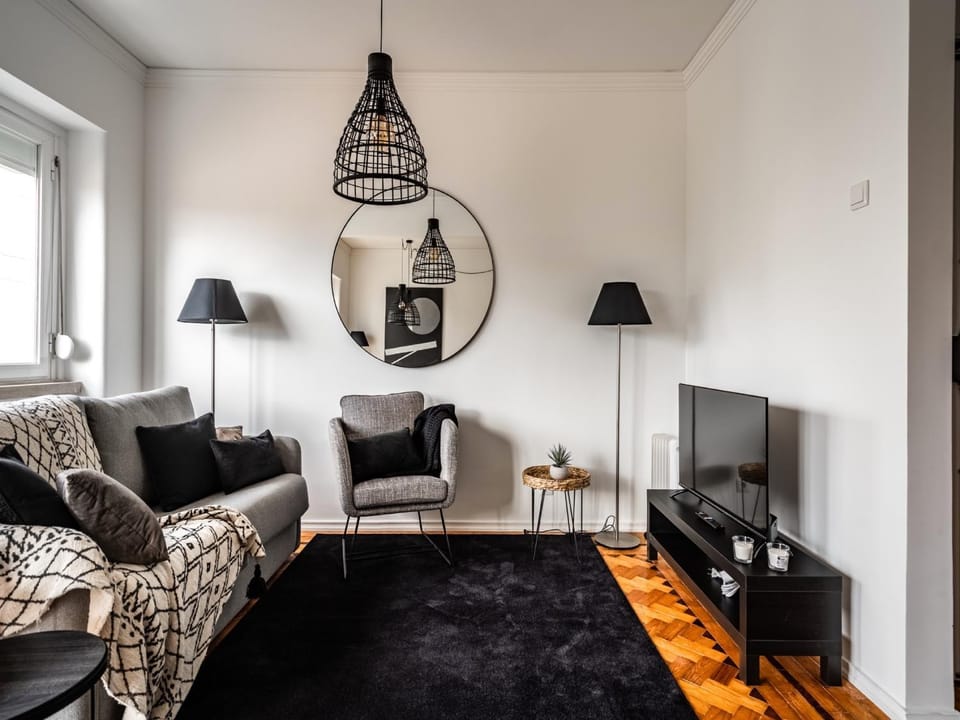 TV and multimedia, Living room, Seating area