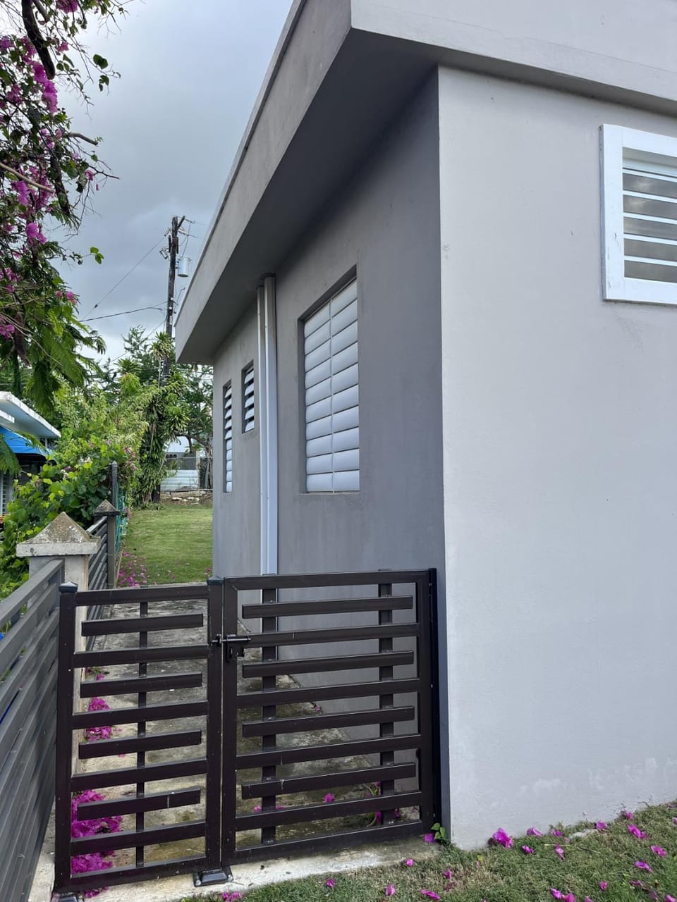 Surfer Steps Apartment Apartment in Aguadilla