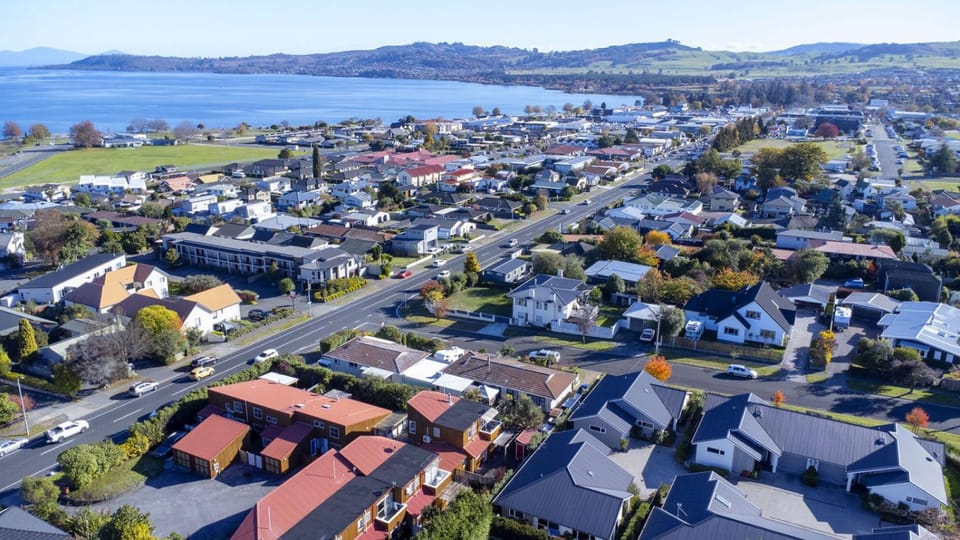 Day, Neighbourhood, Bird's eye view