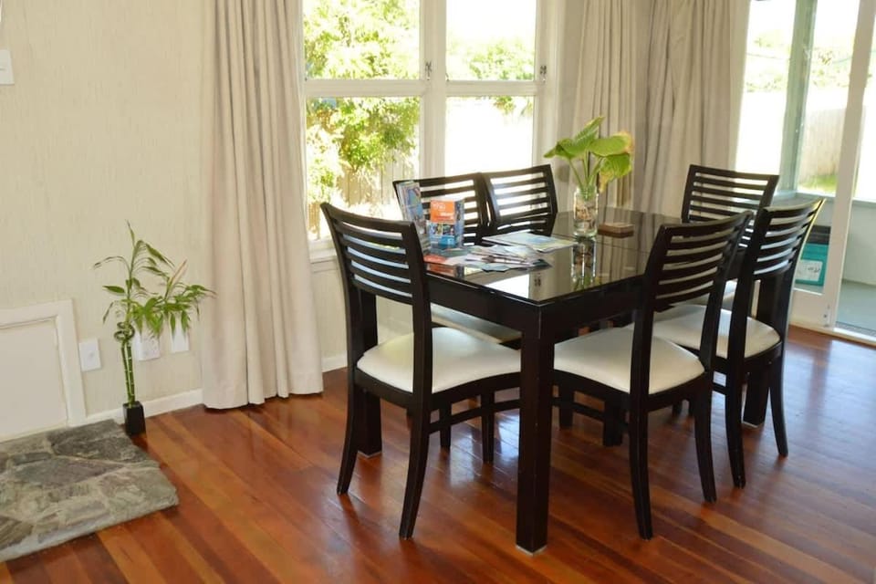 Happiness is Huia a block from the lake House in Taupo