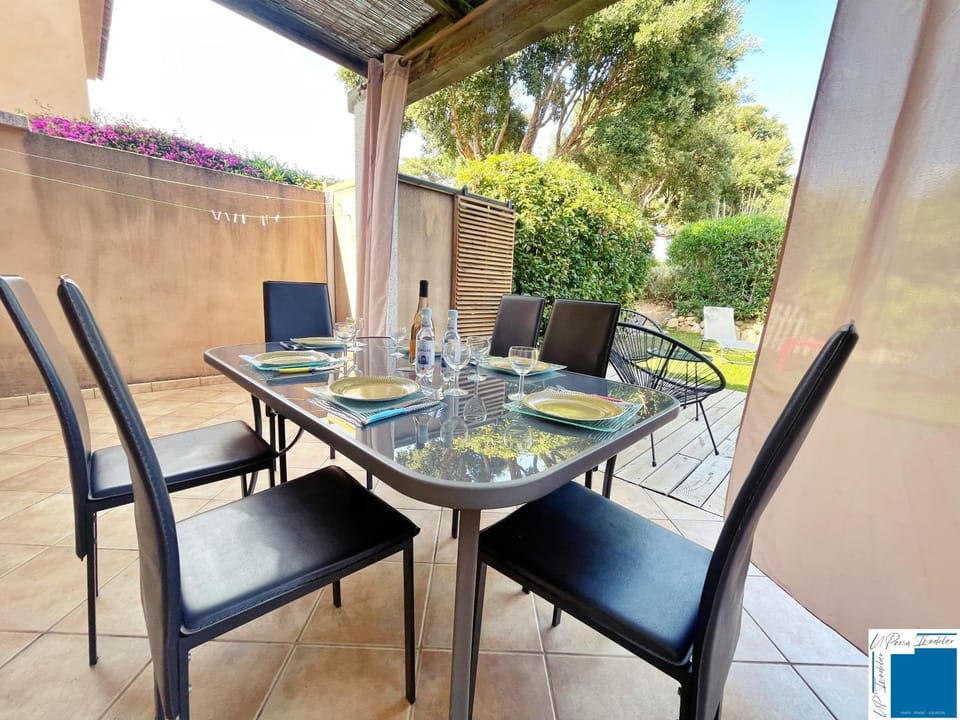 Balcony/Terrace, Dining area