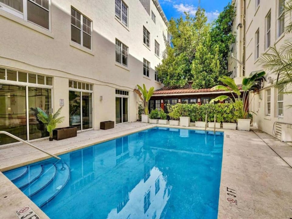 Pool view, Swimming pool