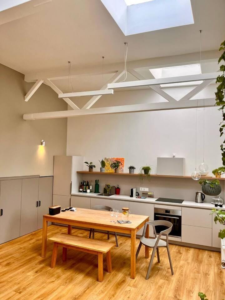 Kitchen or kitchenette, Living room, Dining area