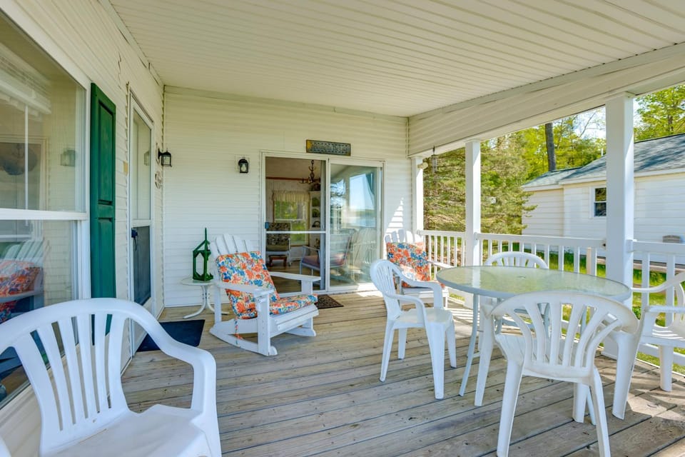 Lakefront Home w/ Beach Access, Deck & Dock House in Michigan