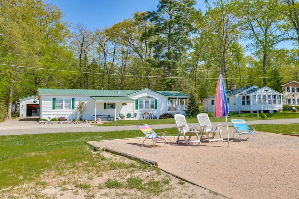Lakefront Home w/ Beach Access, Deck & Dock House in Michigan