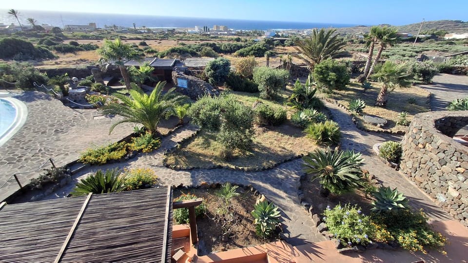 Dammuso Kazen Jezabel House in Pantelleria