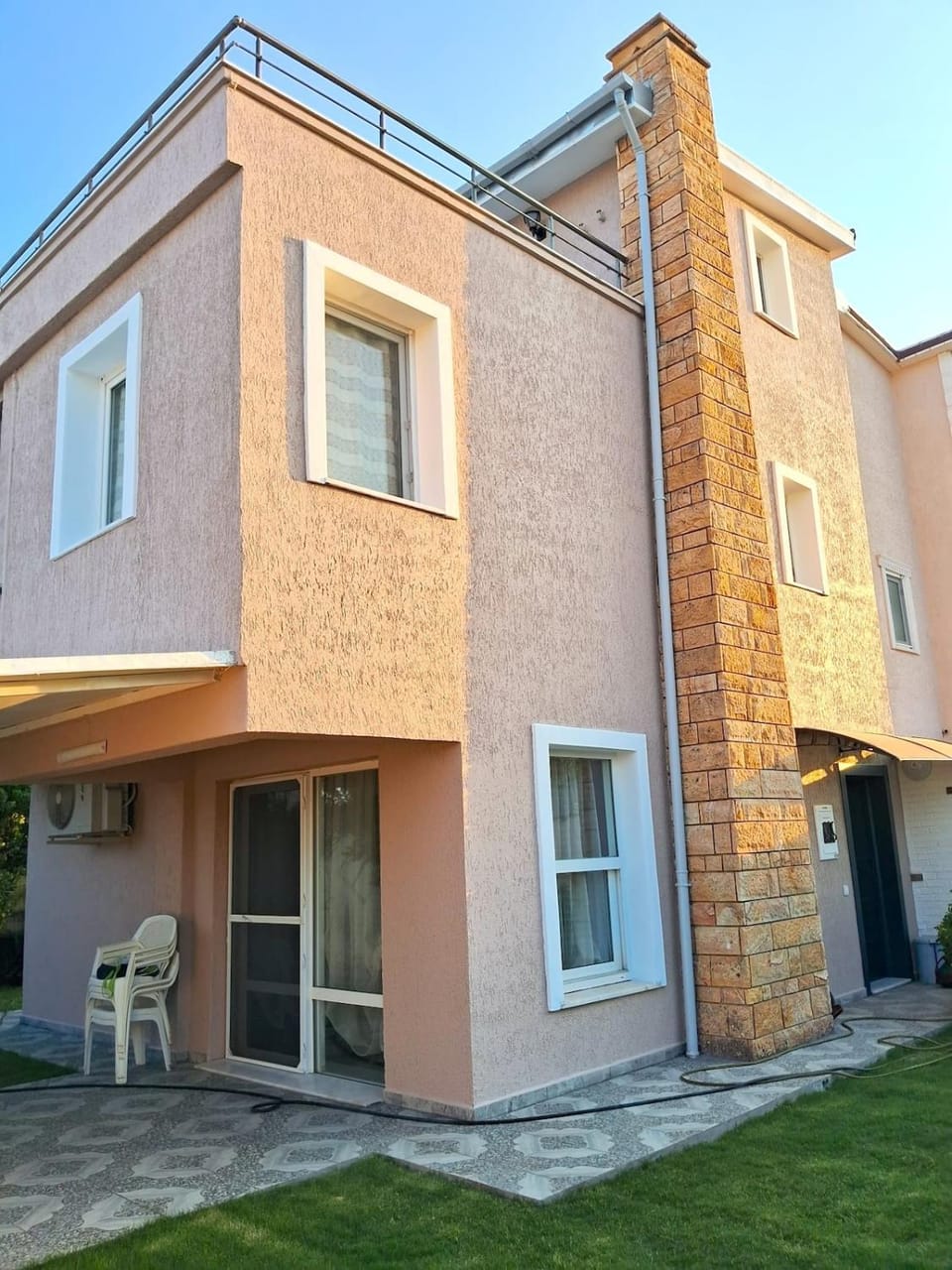 Sea View Villa w Garden 50m to Sarımsaklı Beach Apartment in İzmir Province