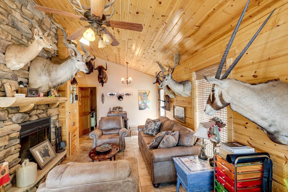 Lakefront Family Cabin w/ Views in Medford Cabin in Wisconsin