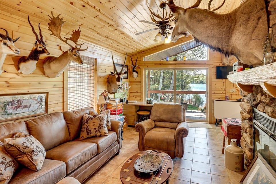 Lakefront Family Cabin w/ Views in Medford Cabin in Wisconsin