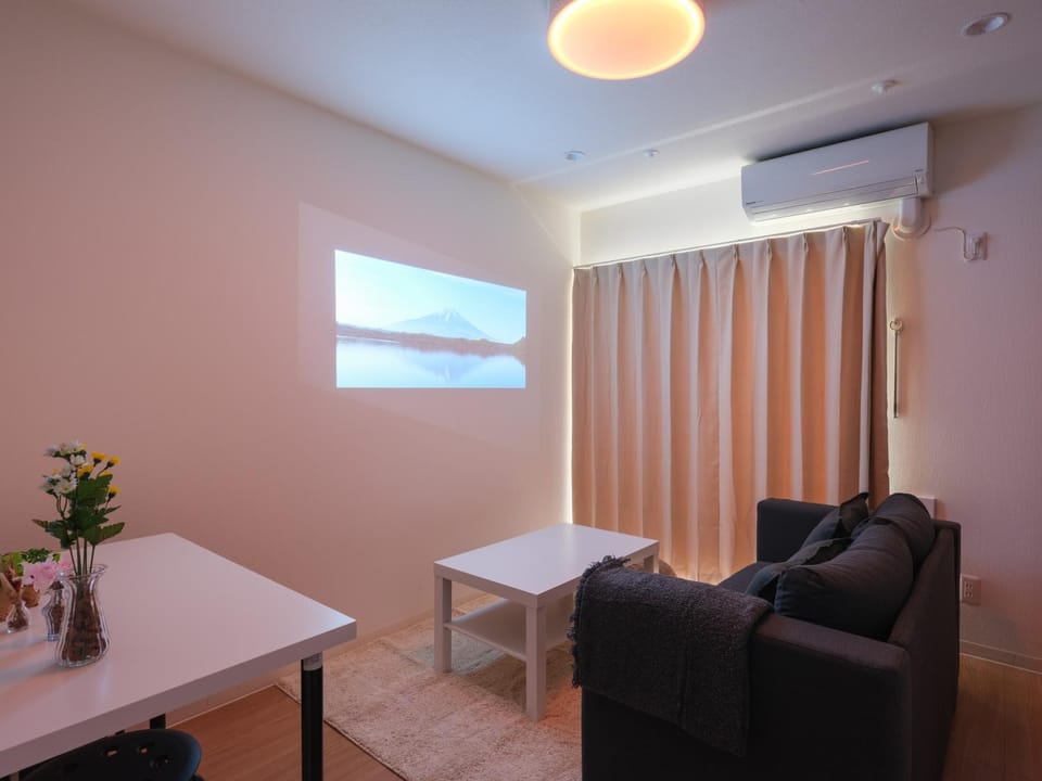 TV and multimedia, Living room, Dining area