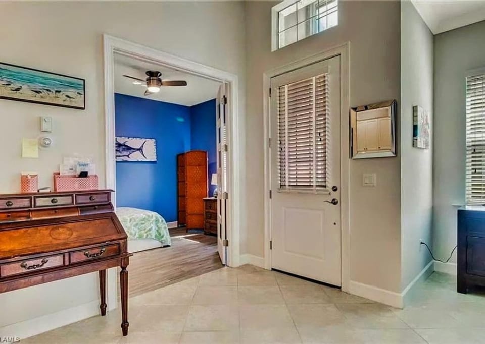 Isles of Collier, Pickleball, Tennis, Pool, Hike House in East Naples