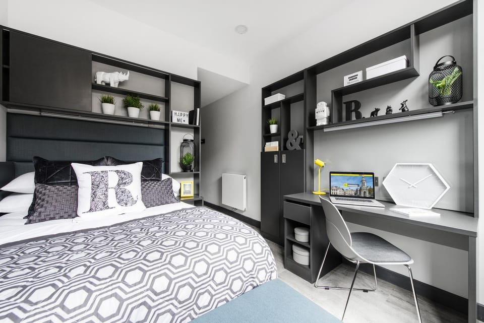 Photo of the whole room