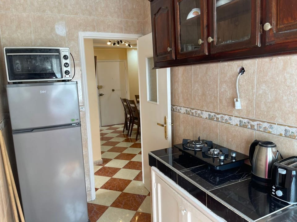 Kitchen or kitchenette, oven, toaster