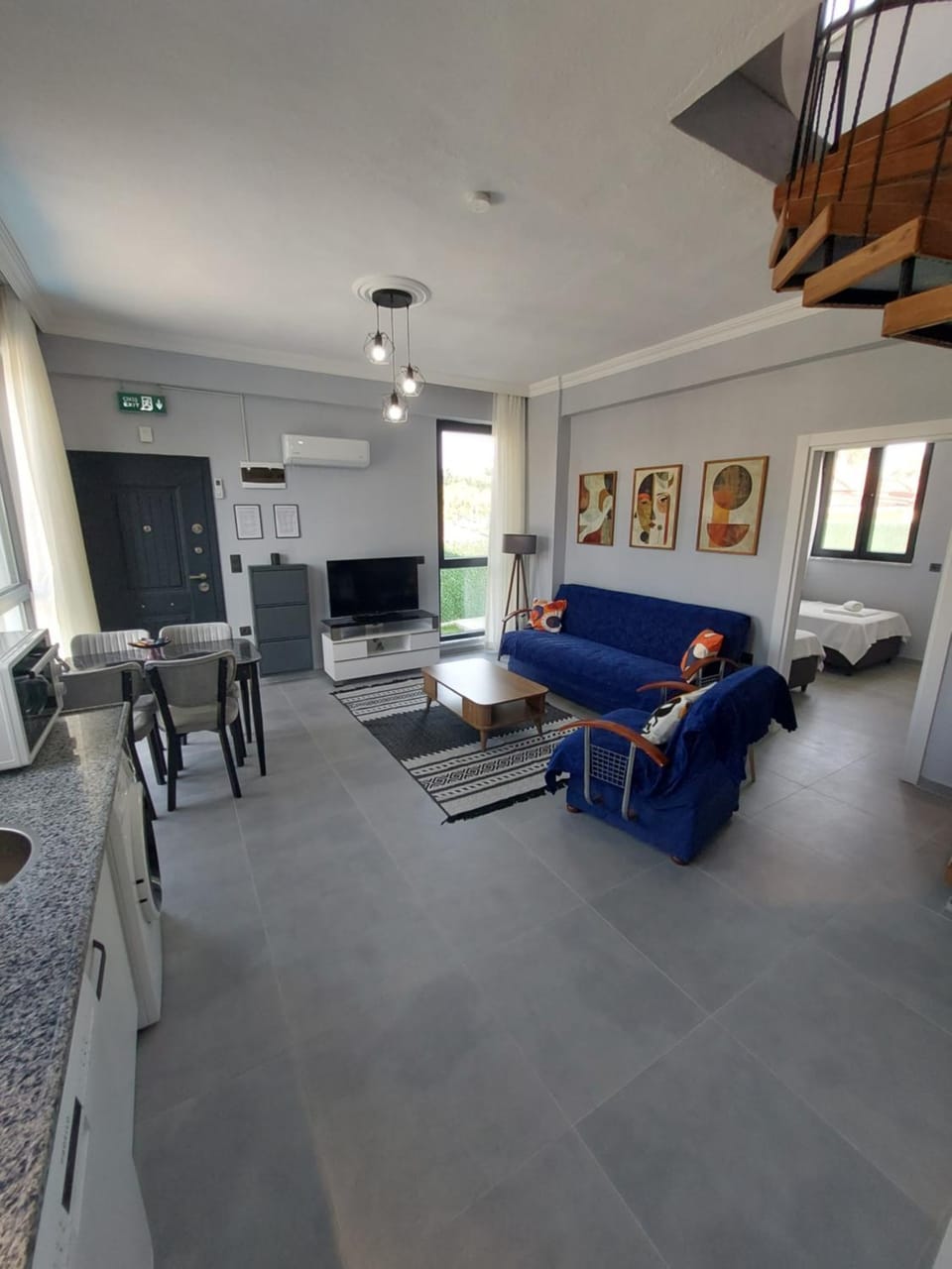 Communal lounge/ TV room, TV and multimedia, Living room, Seating area
