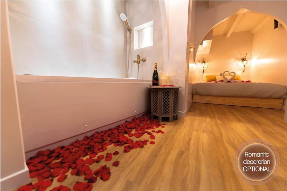 Les Suites d Ailleurs Apartment in Nice